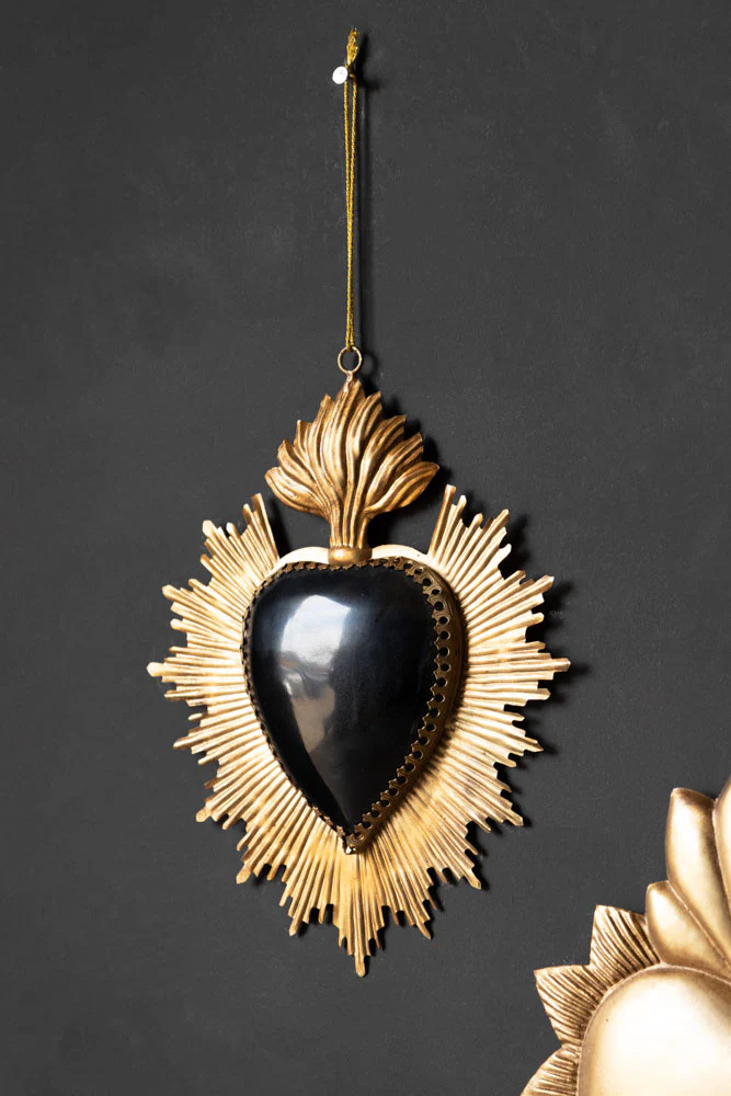 Beautiful Black Heart Star Hanging Ornament - Image 7