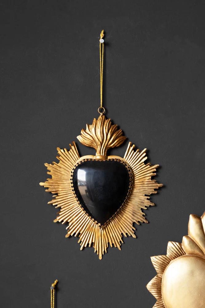 Beautiful Black Heart Star Hanging Ornament - Image 9
