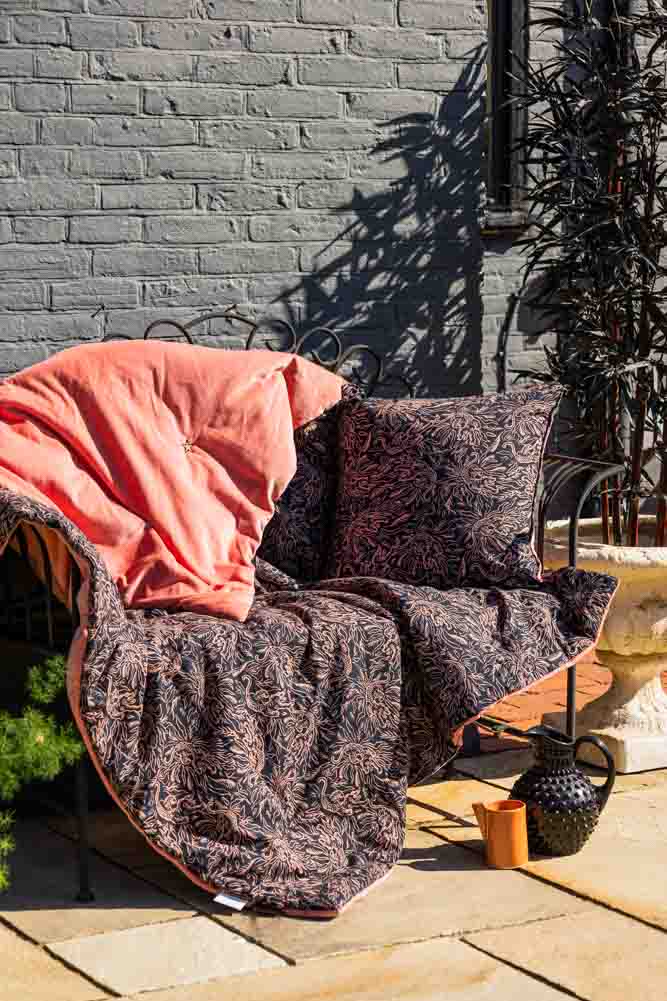 Black & Pink Velvet Tiger Reversible Quilt - Image 5