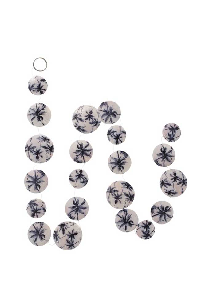 Capiz Palm Print Shell Garland - Image 6