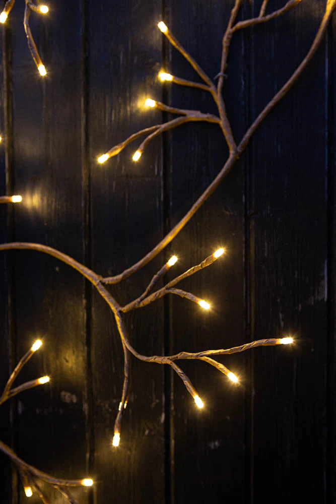 Climbing Ivy Indoor/Outdoor Solar Light - Image 3