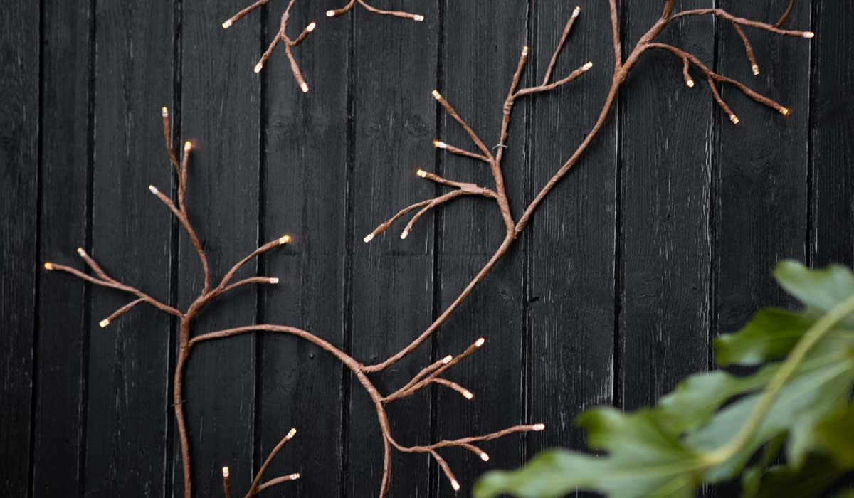 Climbing Ivy Indoor/Outdoor Solar Light - Image 7