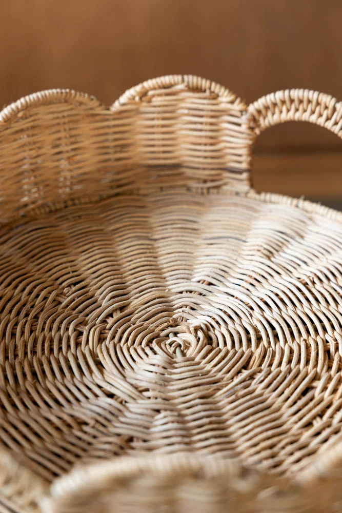 Pretty Round Rattan Scalloped Tray - Image 5