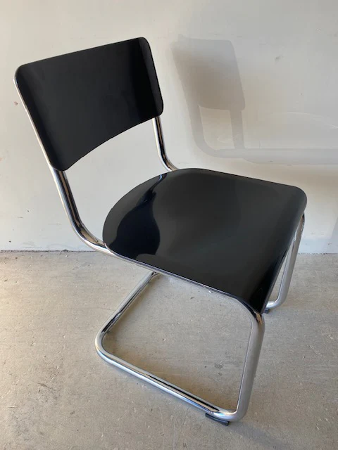 Retro Inspired Curved Dining Chair in Black - SECONDS - Image 3
